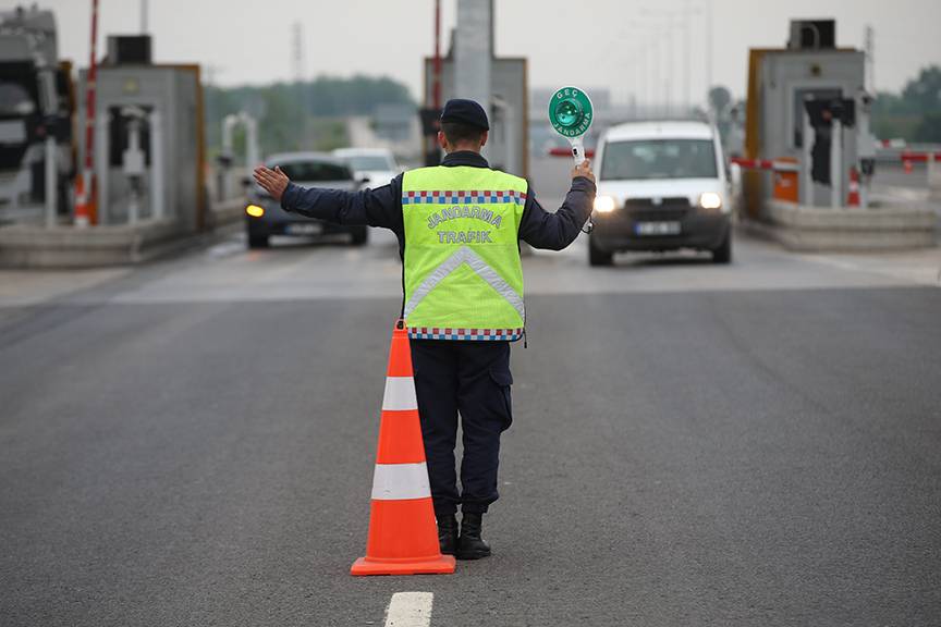 Resmi Gazete’de yayımlandı: Hız sınırları değişiyor, radar cezaları için yeni dönem 7